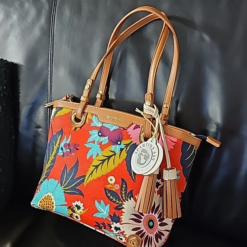 Spartina Island Tote Woven linen and leather Tote with leather Pom Pom charm NWT - Picture 16 of 16